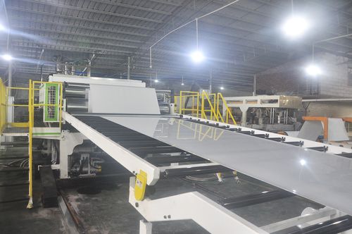 Najnowsze blogi firmy 5 typowych problemów z usuwaniem obornika z ferm drobiu rozwiązanych przez taśmy do obornika Zhongshen