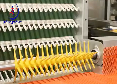 Latest company news about What is poultry farm automation egg collection machine spare parts egg decelerator?