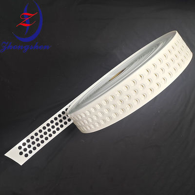 Buen precio Cinturón de huevo perforado autolimpiante de alta calidad para un manejo eficiente de los huevos en línea